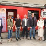 Representantes de Fagor Arrasate y Ribinerf tras la firma del acuerdo en las instalaciones de Ribinerf en Girona.